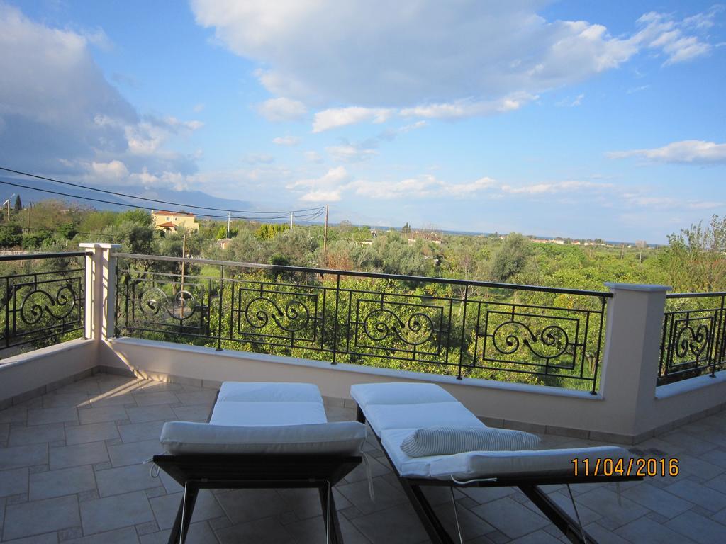 Dimitris Villa Aigio Exterior photo
