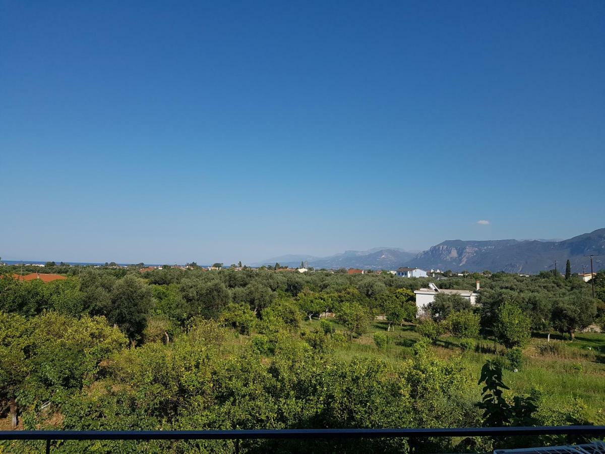 Dimitris Villa Aigio Exterior photo